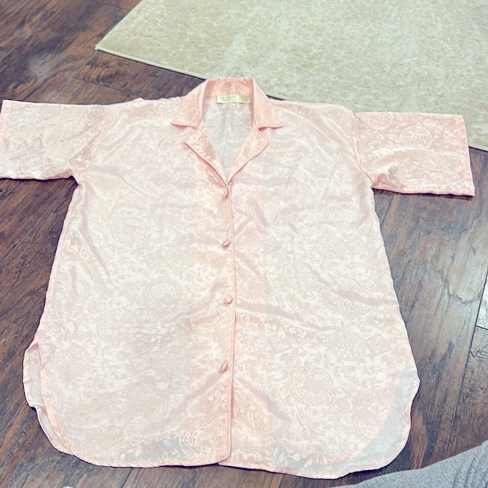 Vintage Victoria’s Secret Gold Label Pink‎ Floral Print Top size S / P but check